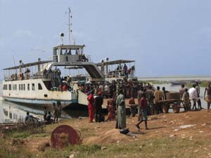 Makongo Ferry: Click for Full Image